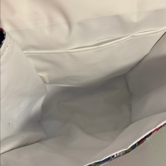 Sakroots Multicolor Bird and Floral Lunch tote - Picture 3 of 7